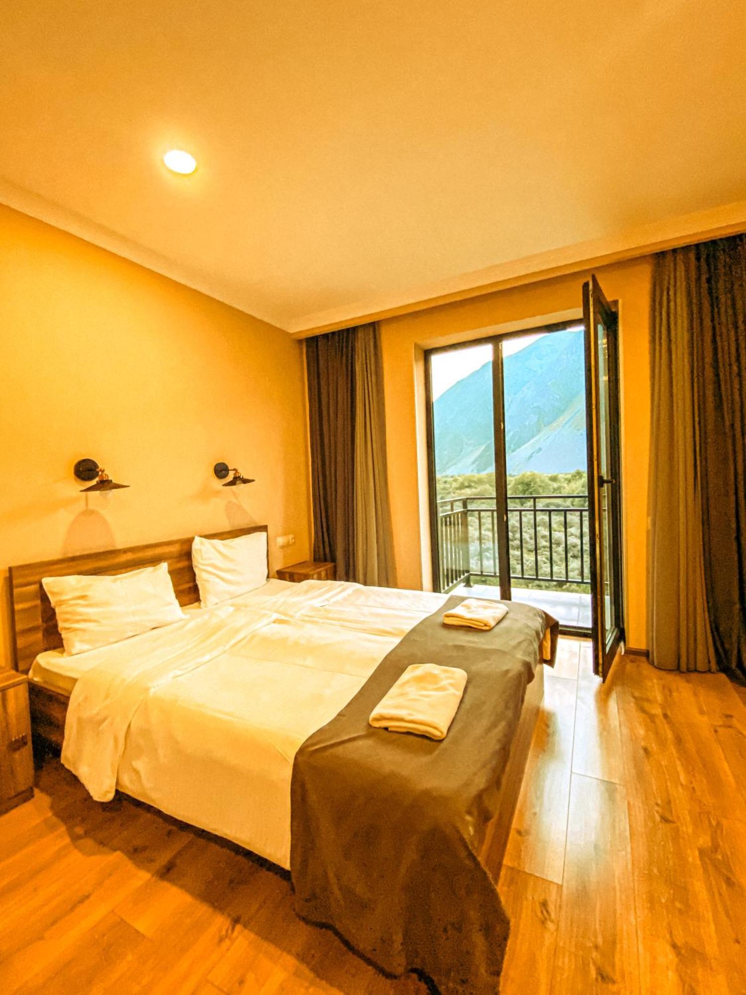 Hotel Gold Kazbegi Zewnętrze zdjęcie