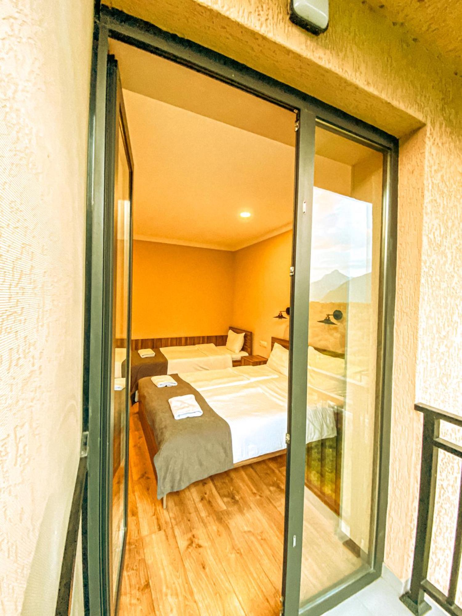 Hotel Gold Kazbegi Zewnętrze zdjęcie